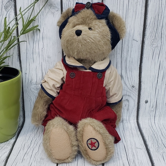 The Boyds Head Bean Collection Bear~ I